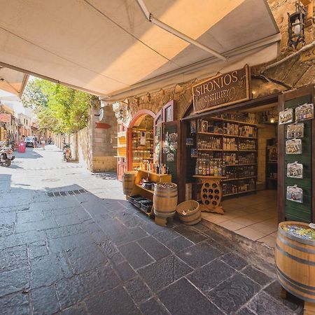 Centrale Apartment Old Town Rhodes City Buitenkant foto